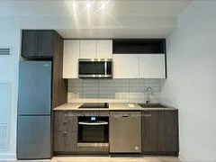 60 Princess Street 1028 Se, Toronto C08, On M5a 2c7