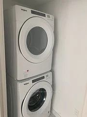 10 York Street 3313, Toronto C01, On M5j 2z2