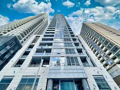 21 Balmuto Street 2003, Toronto C01, On M4y 1w4