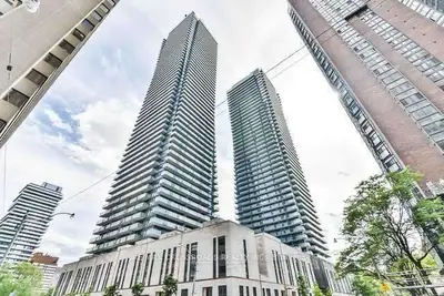 65 St Mary Street 710, Toronto C01, On M5s 0a6