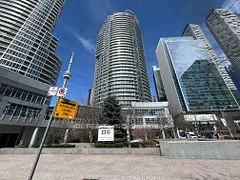 8 York Street 3510, Toronto C01, On M5j 2y2