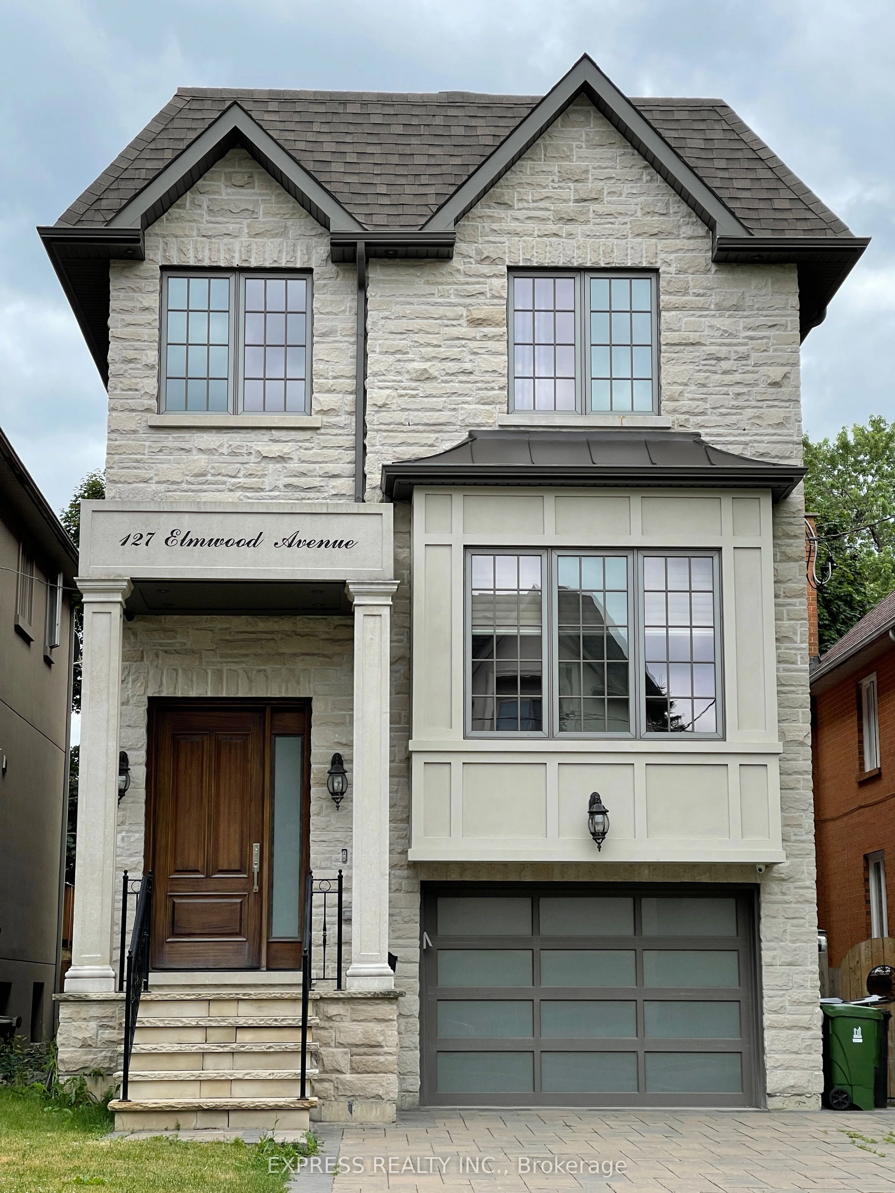 127 Elmwood Avenue, Toronto C14, On M2n 3m1
