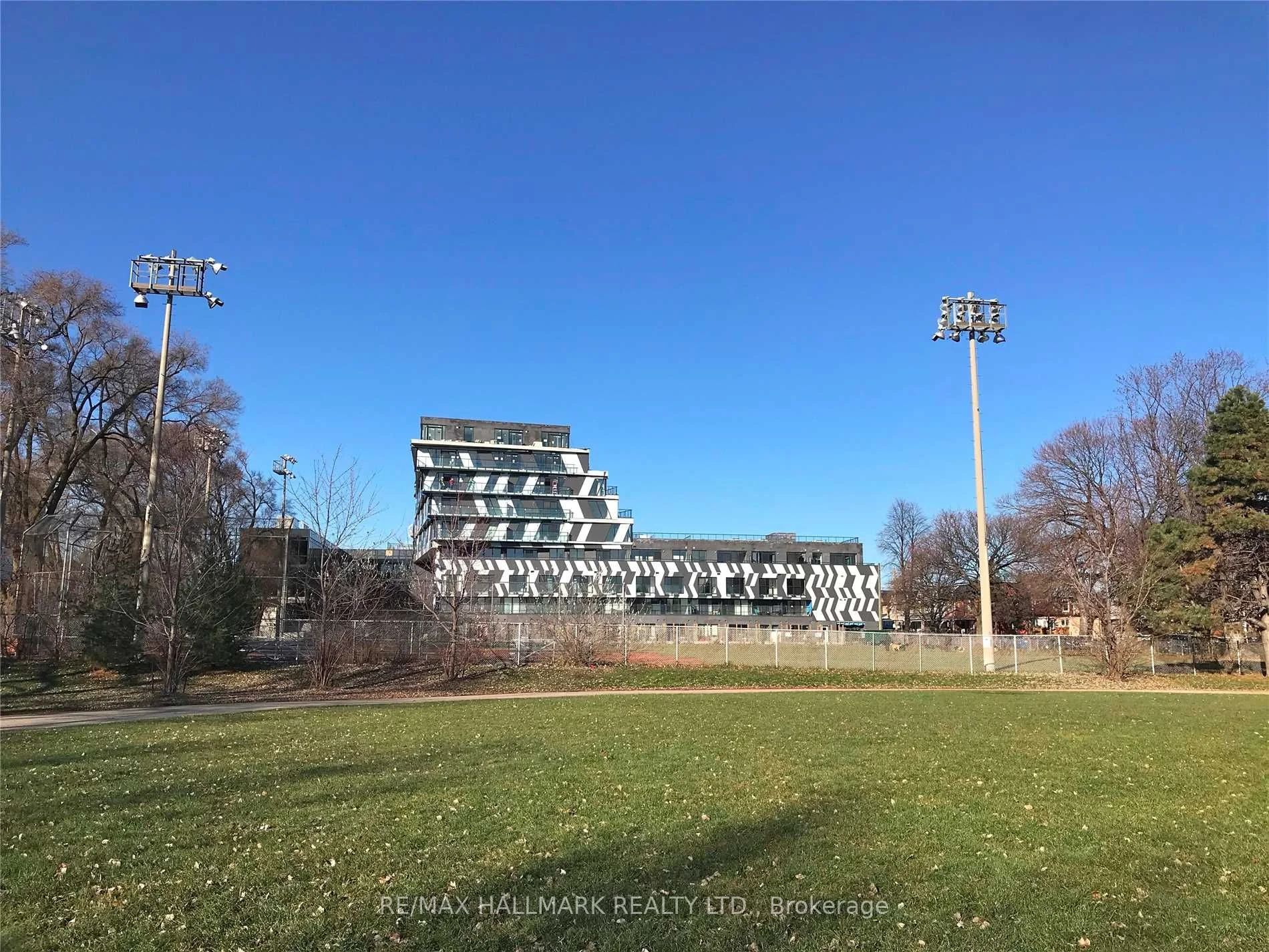 138 St. Helens Avenue 701, Toronto C01, ON M6H 0B8