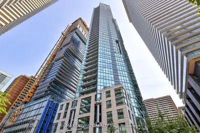 45 Charles Street E 4715, Toronto C08, On M4y 0b8