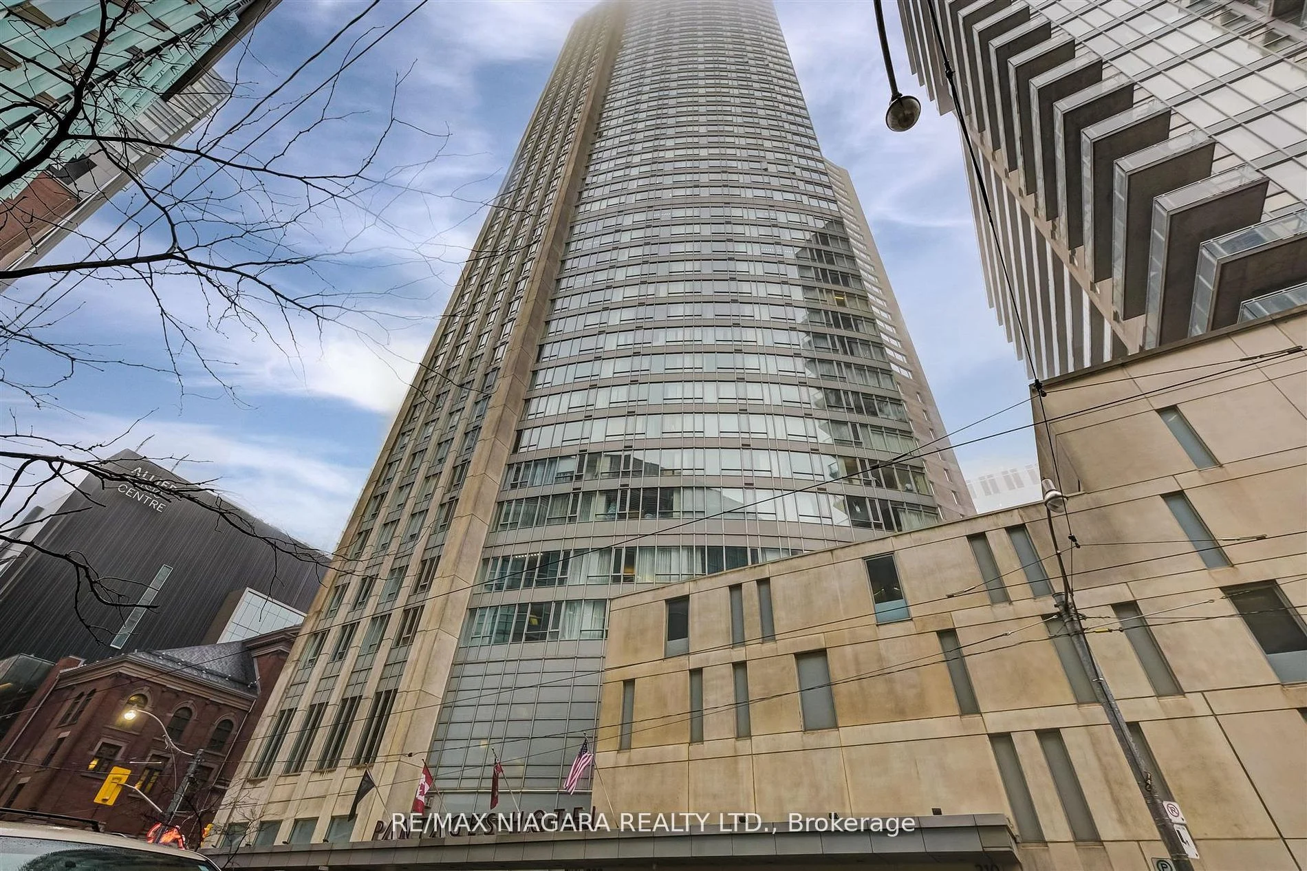 200 Victoria Street 1607, Toronto C08, ON M5B 1V8