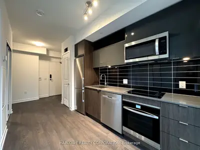 100 Dalhousie Street 1005, Toronto C08, On M5b 0c7