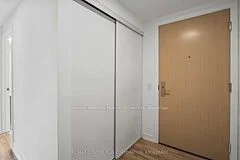 395 Bloor Street E 1705, Toronto C08, ON M5S 1W5