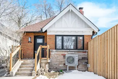 21 Latimer Avenue LOWER, Toronto C04, ON M5N 2M1