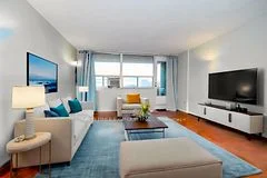 40 Homewood Avenue 1016, Toronto C08, ON M4Y 2K2