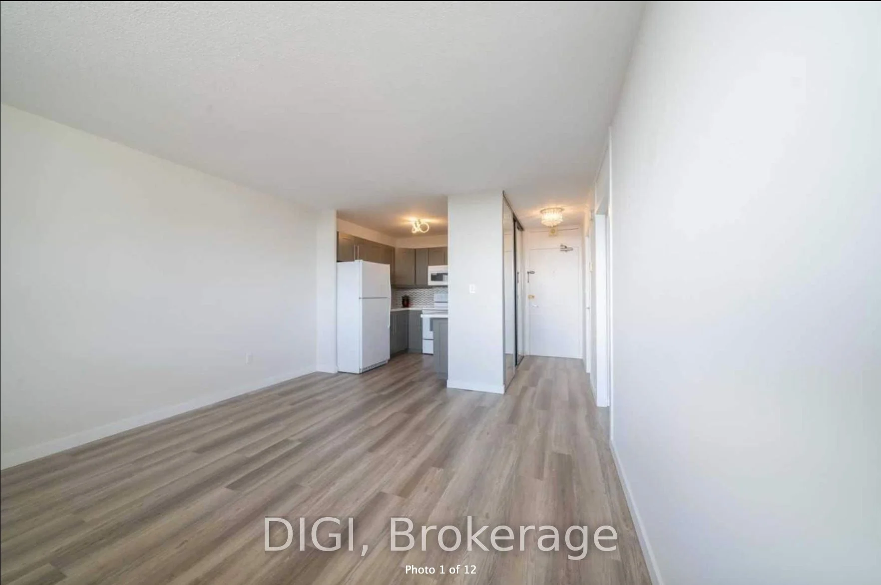 40 Homewood Avenue 1810, Toronto C08, On M4y 2k2