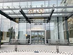 20 Inn On The Park Drive 1533, Toronto C13, ON M3C 0P8