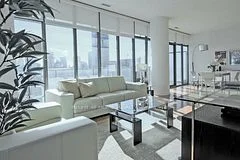 33 Charles Street E 2403, Toronto C08, On M4y 1r9