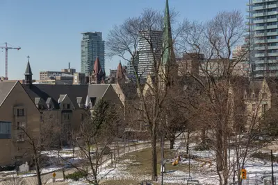 1001 Bay Street 517, Toronto C01, On M5s 3a6