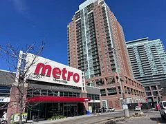 125 Western Battery Road 2004, Toronto C01, ON M6K 3R8