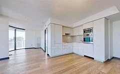 11 Wellesley Street W 1711, Toronto C01, On M4y 1e8