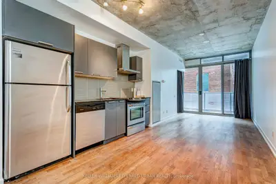 650 King Street W 201, Toronto C01, On M5v 1m7