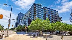 120 Bayview Avenue N517, Toronto C08, On M5a 0g4