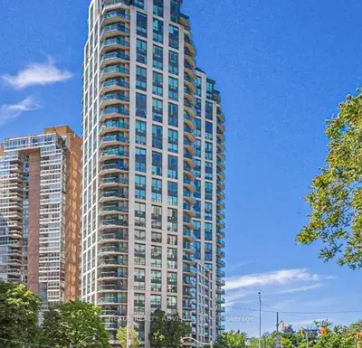 300 Bloor Street E 909, Toronto C09, On M4w 3s2