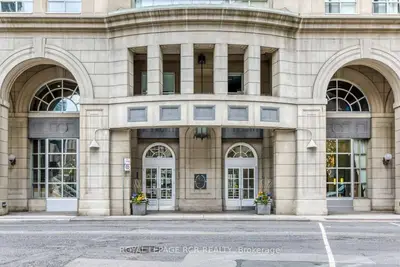 25 The Esplanade Street 2709, Toronto C08, On M5e 1w5