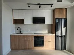 5 Defries Street 806, Toronto C08, On M5a 0w7