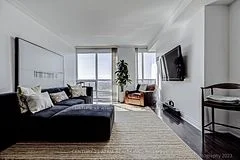 761 Bay Street 4311, Toronto C01, ON M5G 2R2
