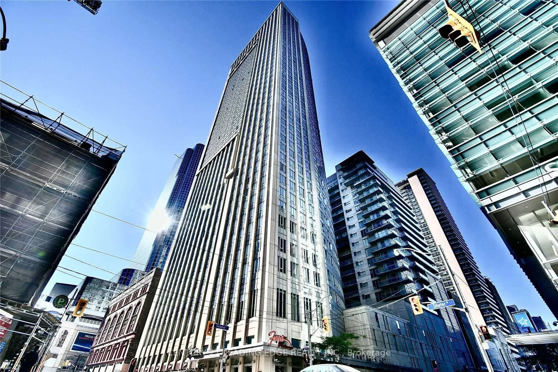 210 Victoria Street W 2509, Toronto C08, ON M5B 2R3