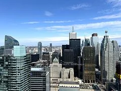 88 Harbour Street 6302, Toronto C01, On M5j 2g4