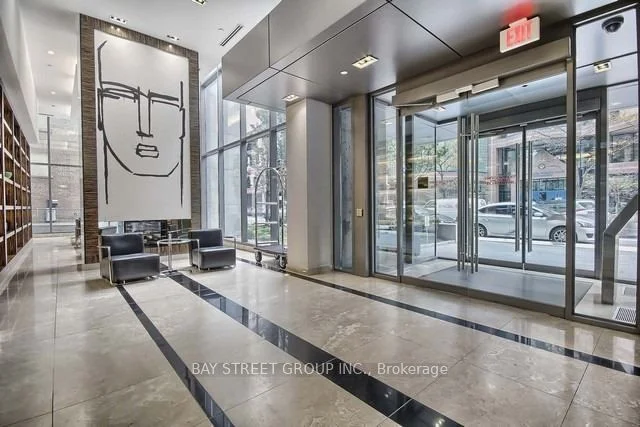 38 Grenville Street 1304, Toronto C01, On M4y 1a5