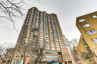 44 St Joseph Street 2102, Toronto C01, ON M4Y 2W4