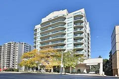 398 Eglinton Avenue E 1008, Toronto C10, On M4p 3h8