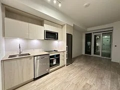 135 Lower Sherbourne Street 1545 W, Toronto C08, ON M5A 1Y4