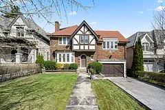 102 Cheltenham Avenue, Toronto C12, On M4n 1p9