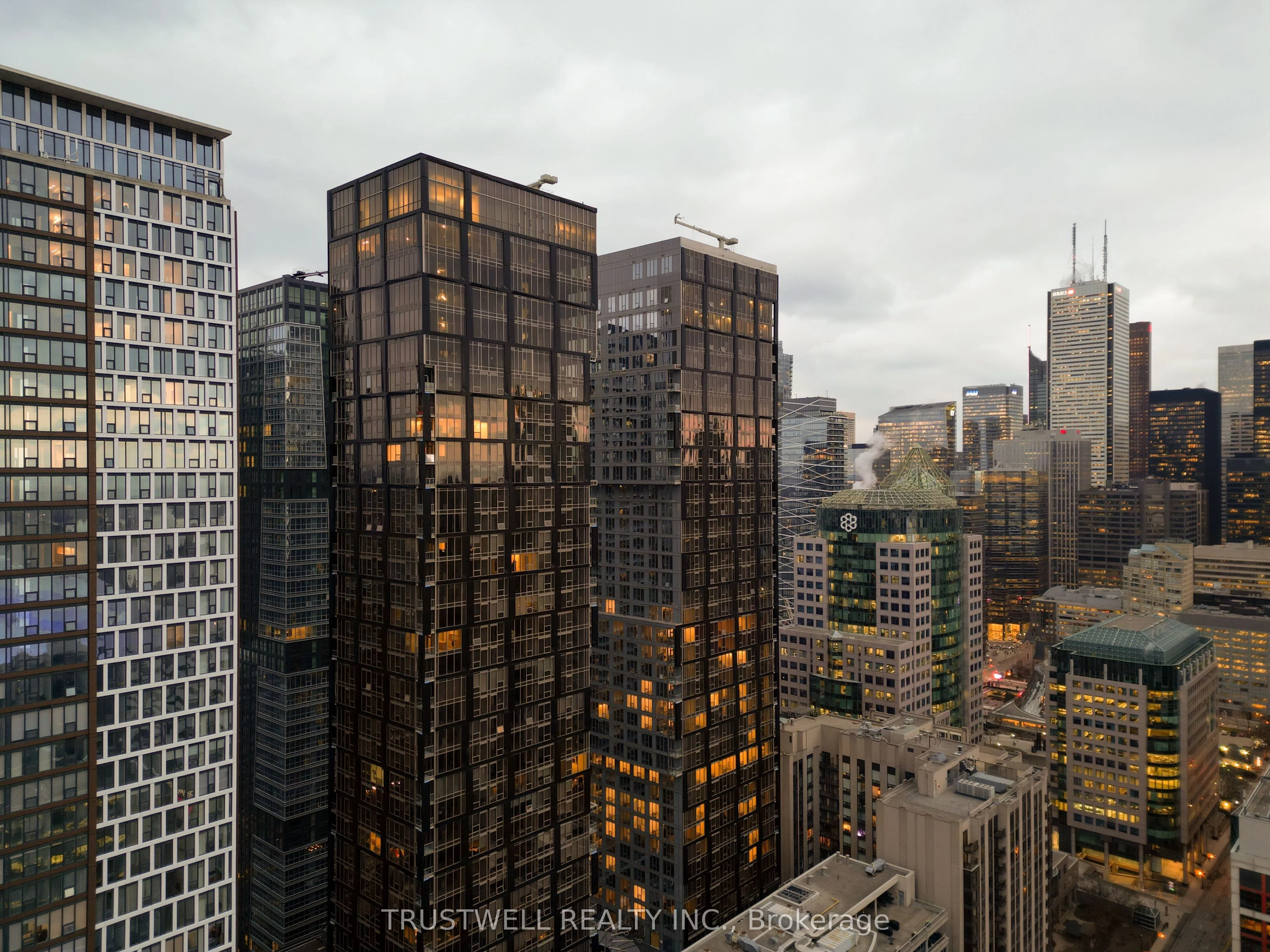 35 Mercer Street 3613, Toronto C01, On M5v 0v1