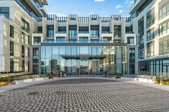 #2533 20 Inn On The Park, Toronto C13, On, M3c 0p8