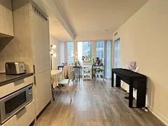 60 Shuter Street 1712, Toronto C08, ON M5B 0B7
