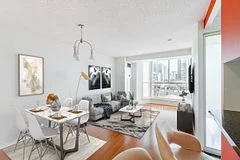 1055 Bay Street 703, Toronto C01, On M5s 3a3