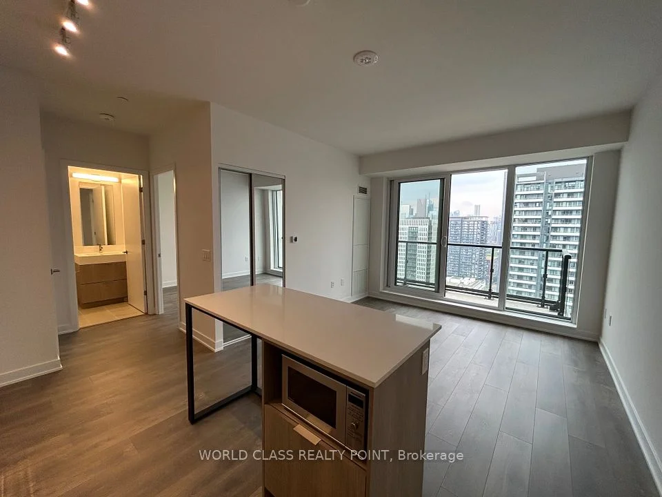 130 River Street N 2405, Toronto C08, ON M5A 0R8