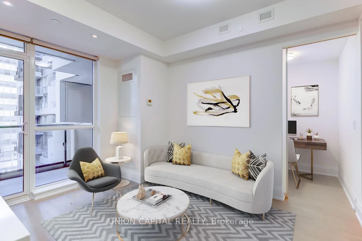 88 Cumberland Street 508, Toronto C02, On M5r 0c8