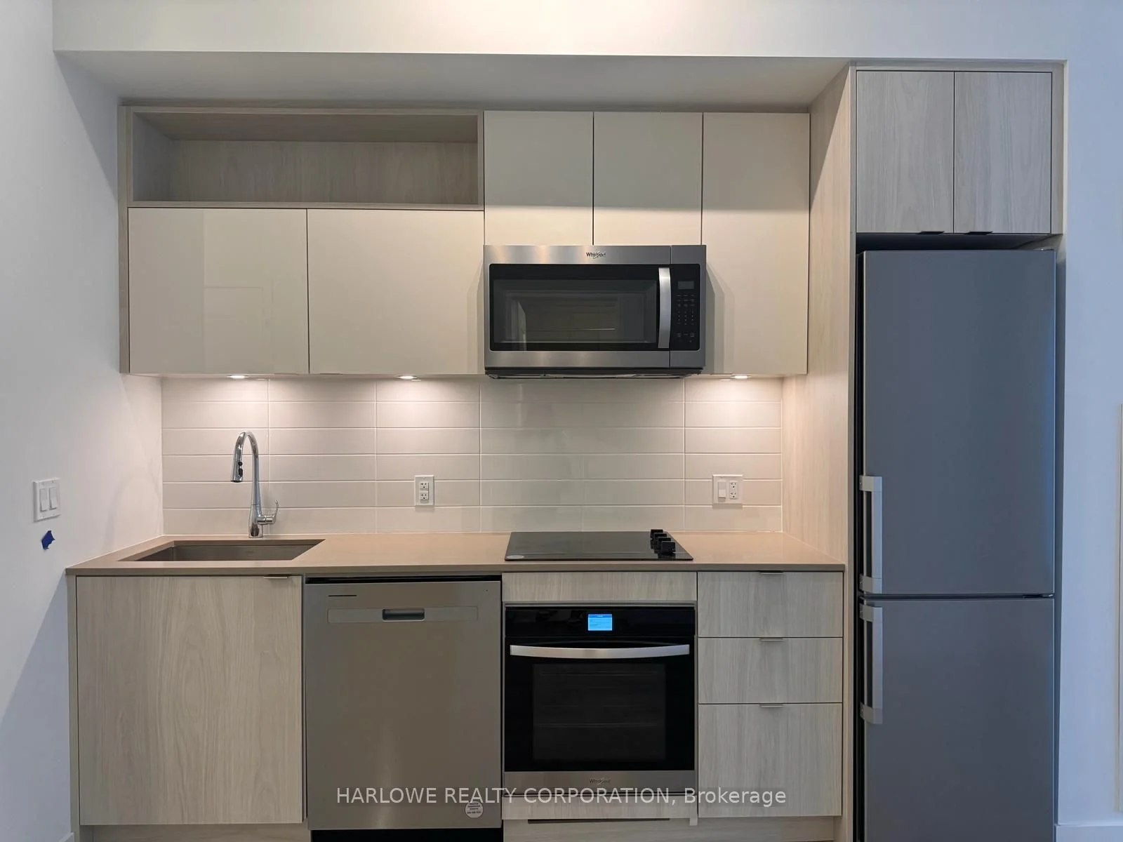 70 Princess Street 1725 E, Toronto C08, ON M5A 0X6