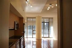 33 Charles Street 1304, Toronto C08, On M4y 0a2