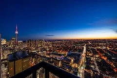 488 University Avenue 3511, Toronto C01, On M5g 0c1