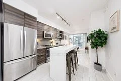 525 Adelaide Street W 932, Toronto C01, On M5v 1t6
