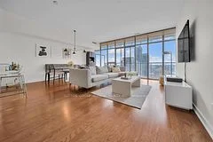 33 Charles Street E 3306, Toronto C08, ON M4Y 0A2