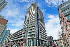 38 Iannuzzi Street 736, Toronto C01, On M5v 0s2