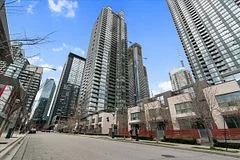 15 Fort York Boulevard W 706, Toronto C01, On M5v 3y4