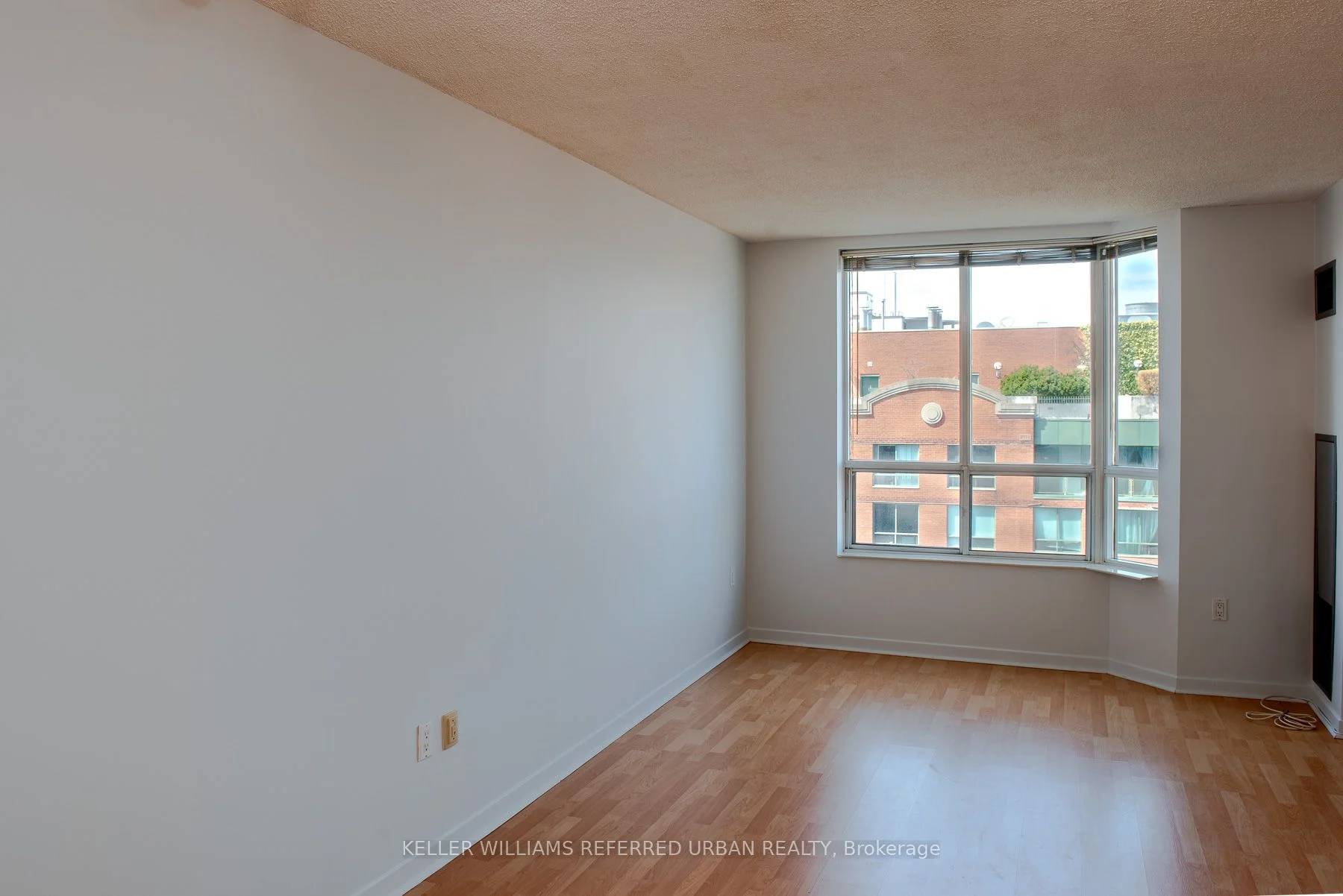 284 Bloor Street W 904, Toronto C02, On M5r 3p2