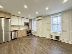 699 Eglinton Avenue W 100, Toronto C03, On M5n 1c6