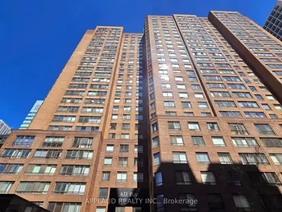 633 Bay Street #1213, Toronto C01, On M5g 2g4