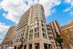 8 Scollard Street 711, Toronto C02, ON M5R 1M2