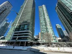 33 Bay Street 1001, Toronto C01, On M5j 2z3